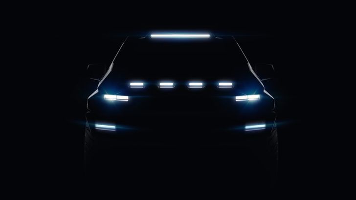 Rezvani анонсировал роскошный семиместный внедорожник Vengeance