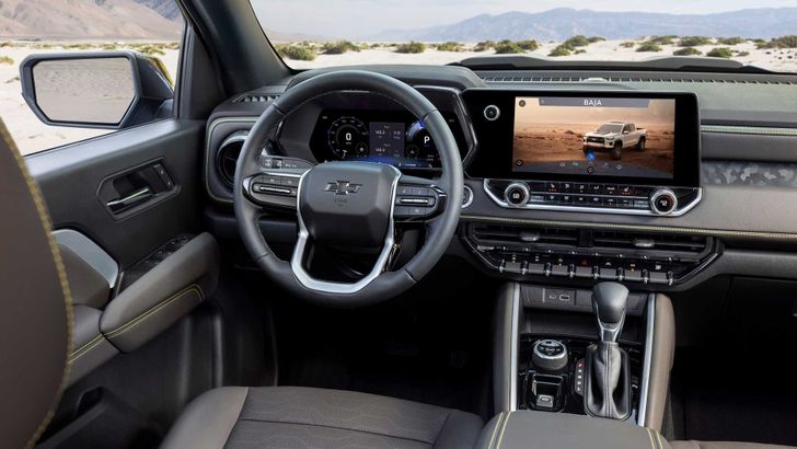 Интерьер Chevrolet Colorado