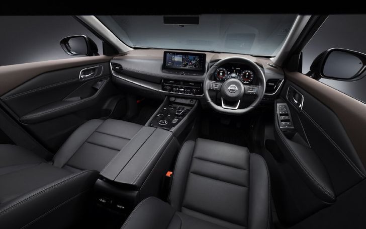 Интерьер Nissan X-Trail для Японии
