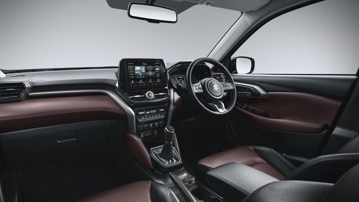 Интерьер Suzuki Grand Vitara