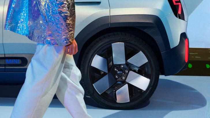 Экстерьер MINI Aceman