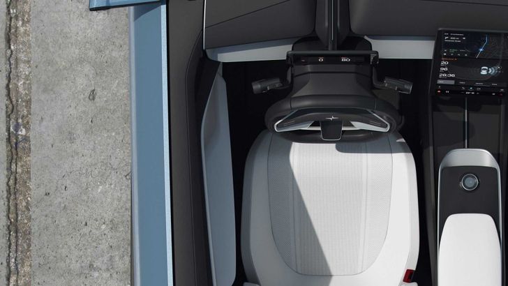 Интерьер Polestar O2