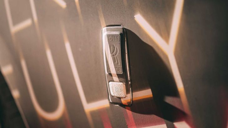 Rolls-Royce Spectre на тестах