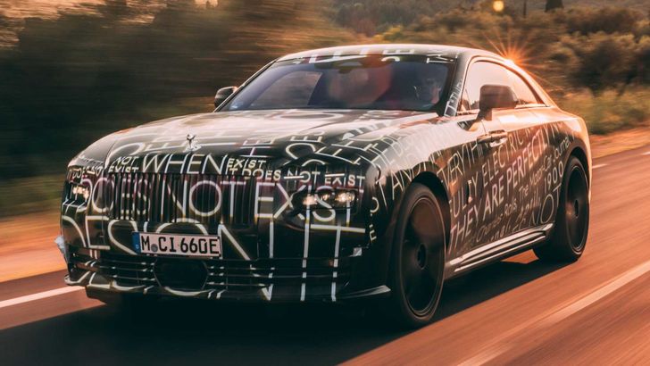 Rolls-Royce Spectre на тестах