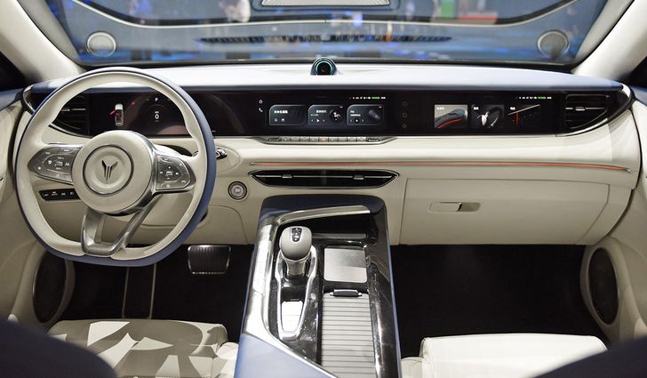 Интерьер Voyah Free