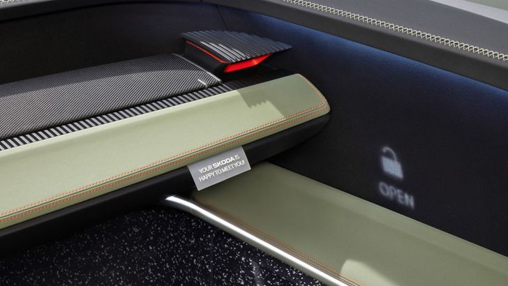 Интерьер Skoda Vision 7S