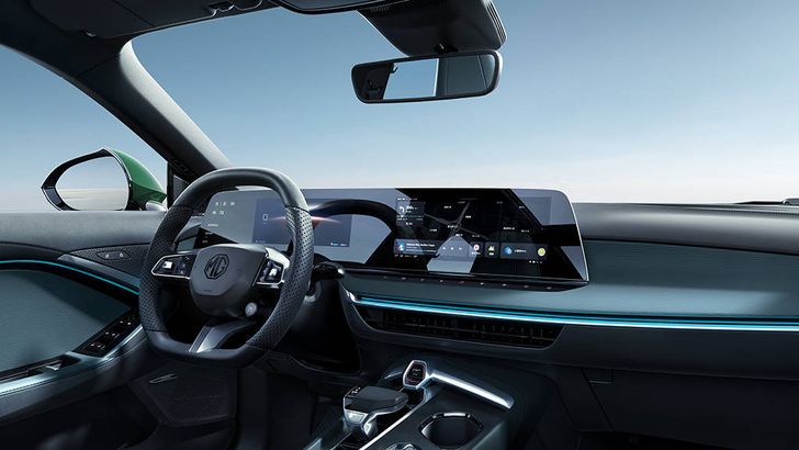 Интерьер MG7