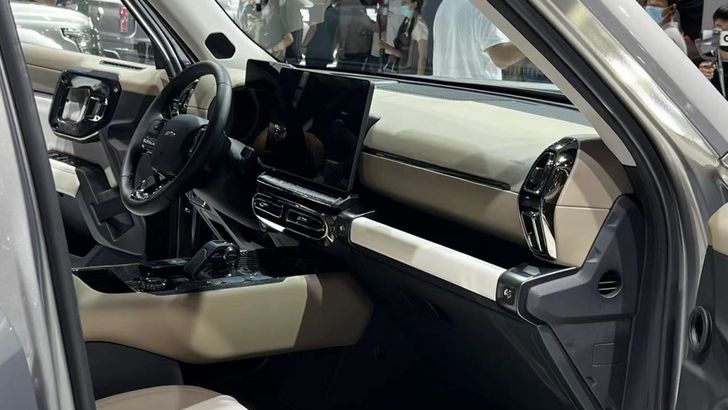 Салон Haval H-Dog