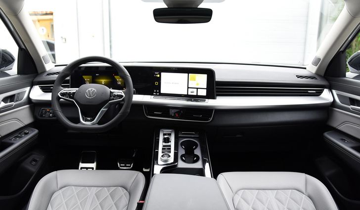 Интерьер Volkswagen Tavendor