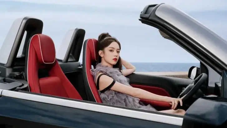 Mini EV Cabrio Mini EV Cabrio