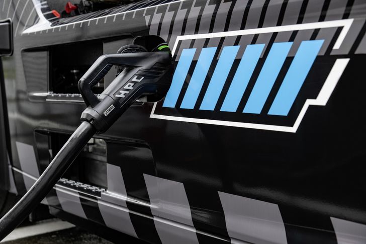 Зарядка eActros LongHaul