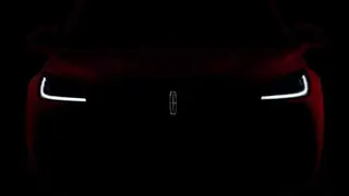 Тизер нового Lincoln Corsair