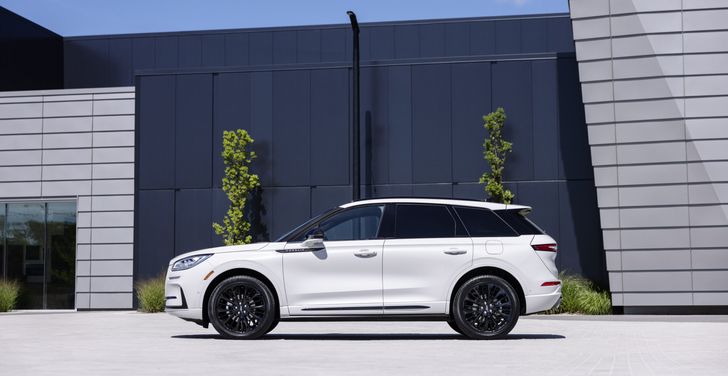 Экстерьер Lincoln Corsair 2023 года