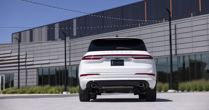 Экстерьер Lincoln Corsair 2023 года