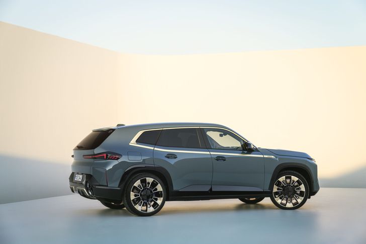 Экстерьер BMW XM