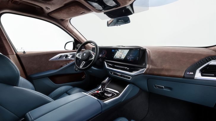 Интерьер BMW XM