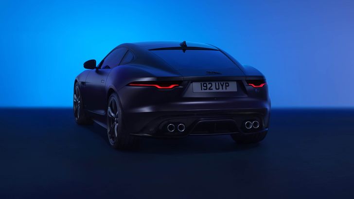 Юбилейная версия Jaguar F-Type