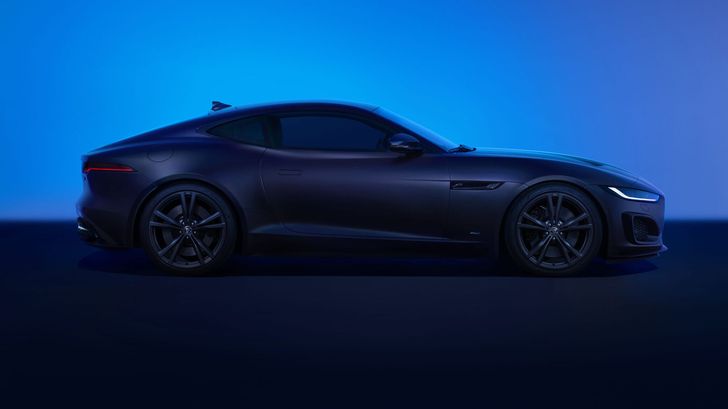 Юбилейная версия Jaguar F-Type