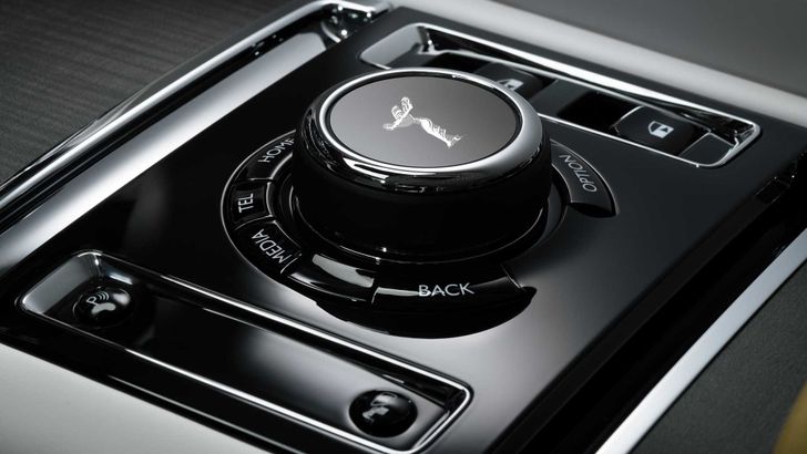 Интерьер Rolls-Royce Spectre