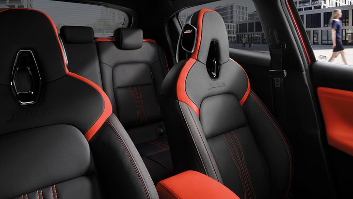 Интерьер Nissan Juke 2023