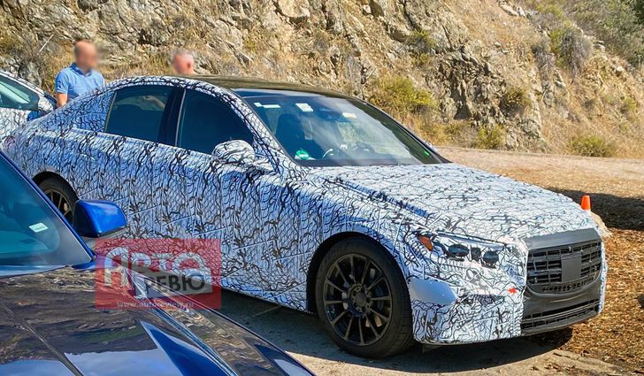 Mercedes-Benz E-Class готовится к смене поколения