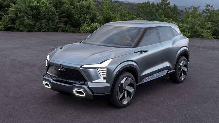 Mitsubishi XFC Concept1