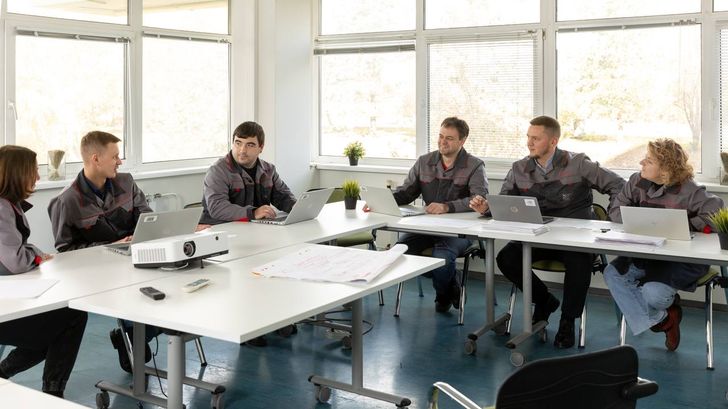 Обучение сотрудников «Москвича»