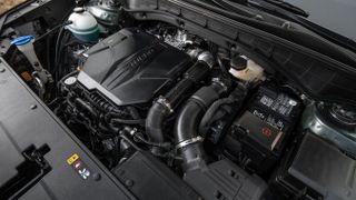 Подкапотное пространство KIA Sorento 2023