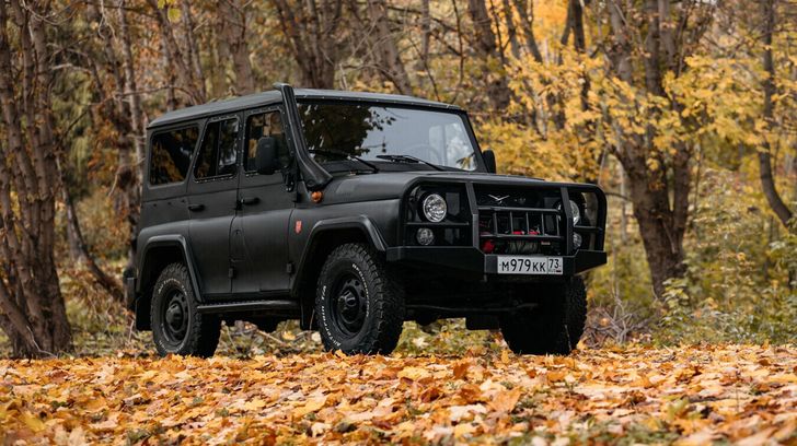 Ульяновский автозавод УАЗ представил юбилейную спецверсию внедорожника УАЗ 469