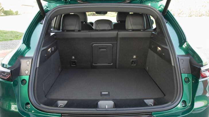 Багажник Alfa Romeo Tonale Plug-In Hybrid Q4