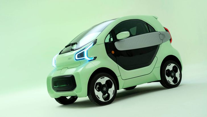 В Россию привезут электрический сити-кар XEV YOYO. Элементы его кузова можно напечатать на 3D-принтере