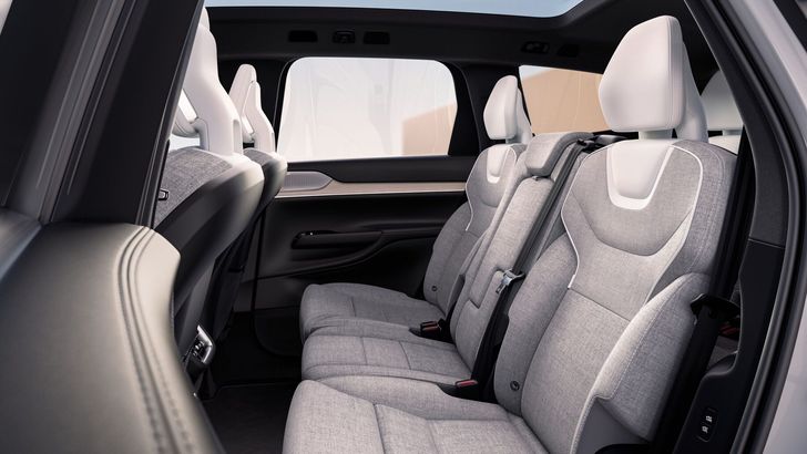 Интерьер Volvo EX90