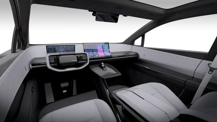 Интерьер Toyota bZ