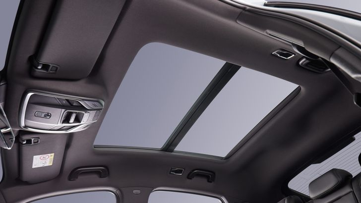 Интерьер Geely Tugella 2022