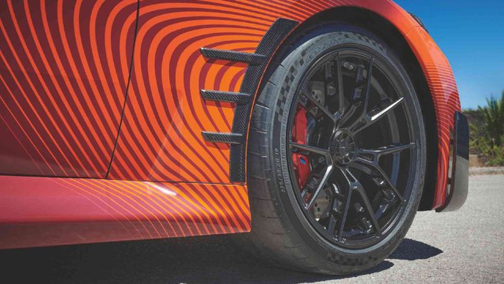 BMW M2 с обвесом M Performance