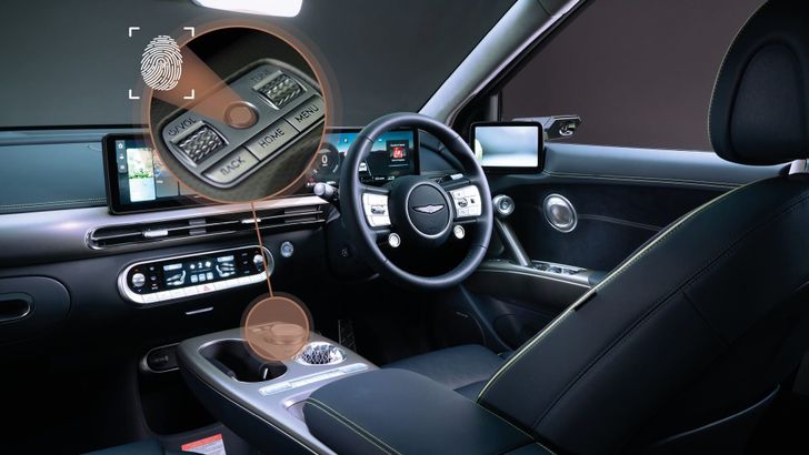 Сканер отпечатков в салоне Genesis GV60