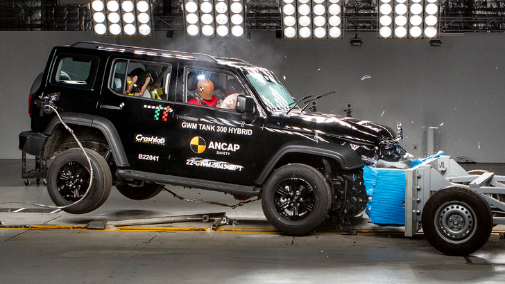 Краш-тест Tank 300