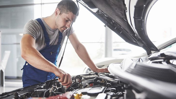 Эксперт рассказал, как правильно подготовить автомобиль к весне