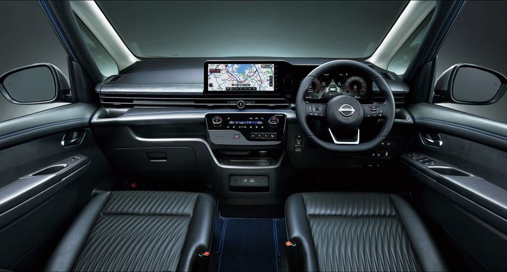 Салон Nissan Serena Autech