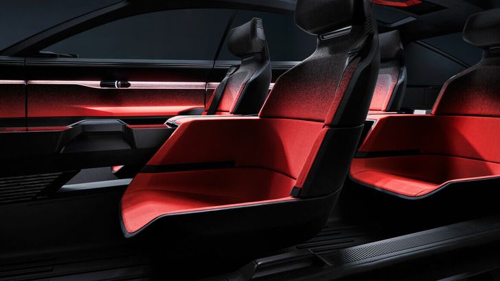 Салон Audi Activesphere