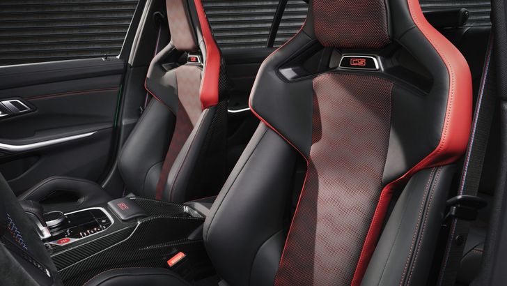 Салон BMW M3 CS 2024 модельного года