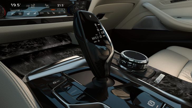 Салон BMW 5 50th Anniversary Edition