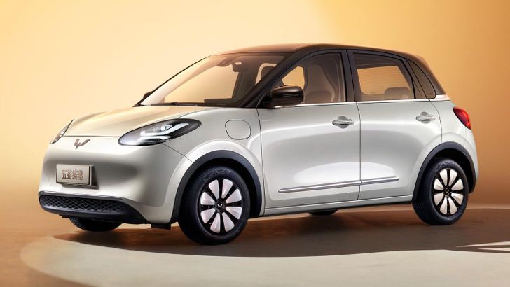 Бюджетный китайский электрокар Wuling Bingo показали на фото до премьеры