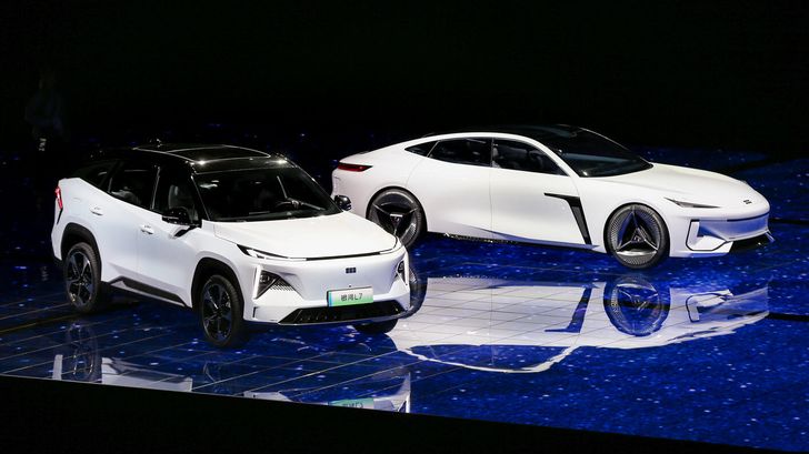 Geely Galaxy L7 и Galaxy Light