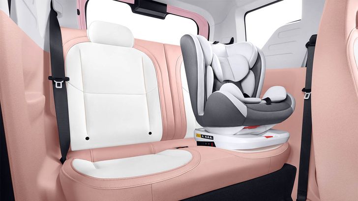 Интерьер Geely Panda Mini