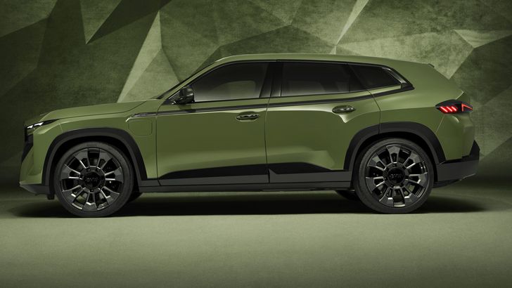BMW XM в новом оттенке