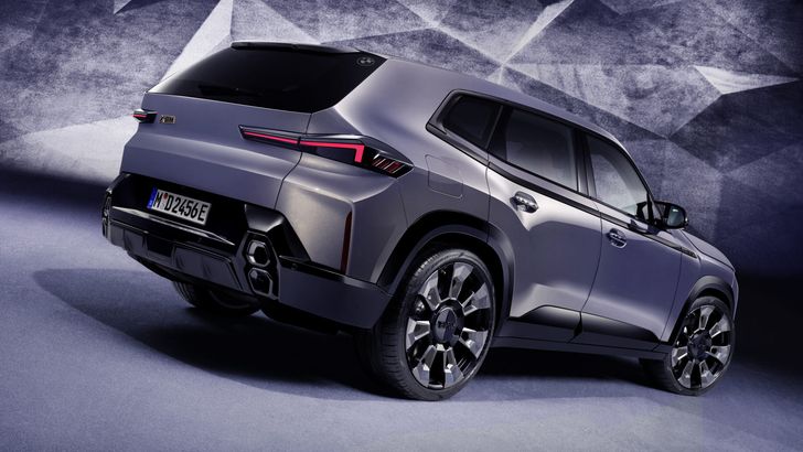 BMW XM в новом оттенке