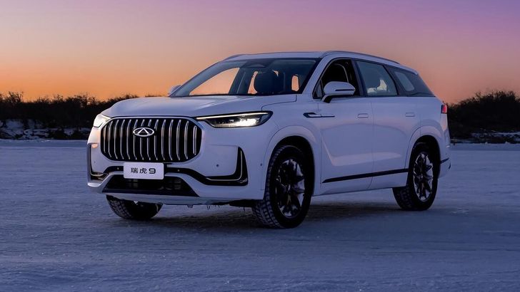 Chery представила новый флагманский кроссовер. Он может приехать в Россию в 2024 году