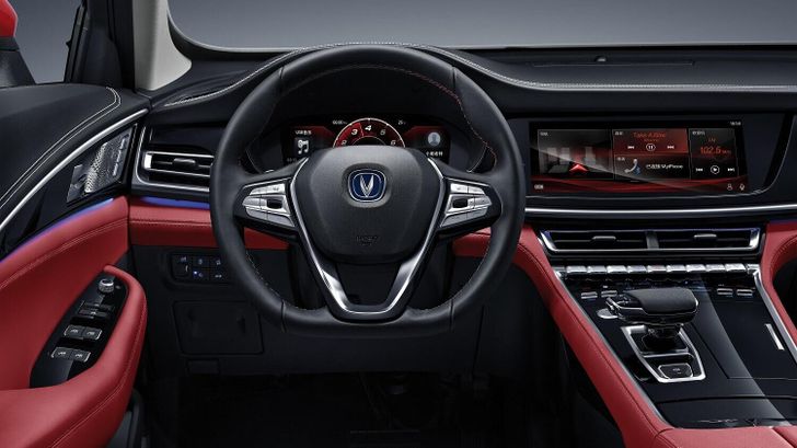 Интерьер Changan CS85 Coupe