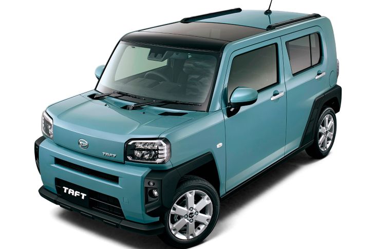 В России начали продавать новые хетчбэки Daihatsu Taft
